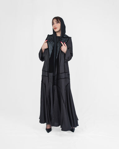 Bisht, Open, Collar in Velvet Ruffles