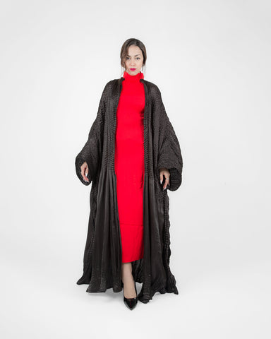 Bisht, Open, Pleated Black Silk